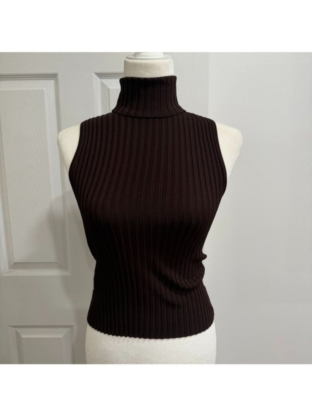 Chocolate Brown Ribbed Soft Knit Turtleneck Top Size PM